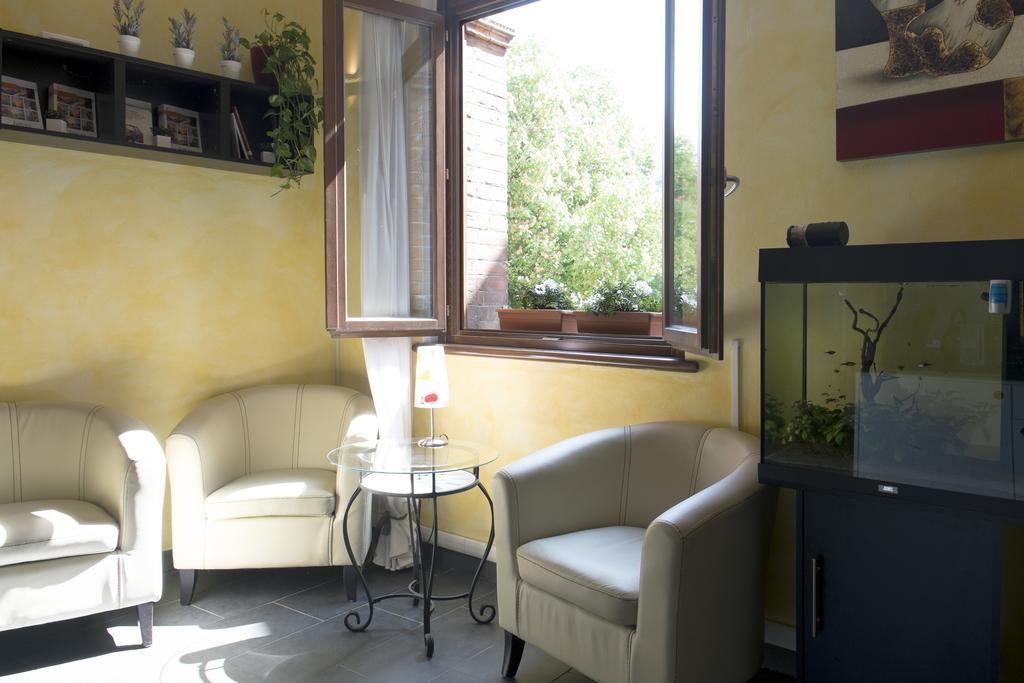 Zen Room Φεράρα Εξωτερικό φωτογραφία