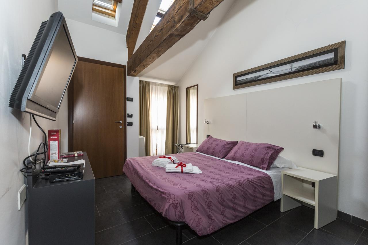 Zen Room Φεράρα Εξωτερικό φωτογραφία